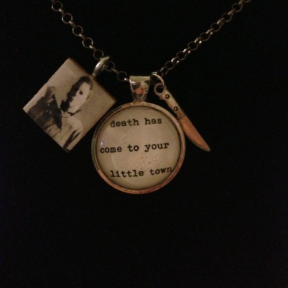 Michael Myers Charm Necklace - Picture 1 of 2